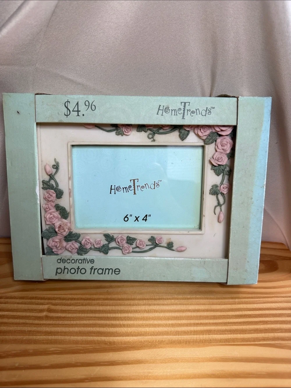 HomeTrends Vintage Shabby Chic Pink Rose Resin Picture Frame 4x6 Tabletop